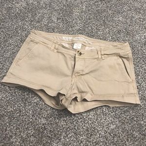 Women’s khaki shorts